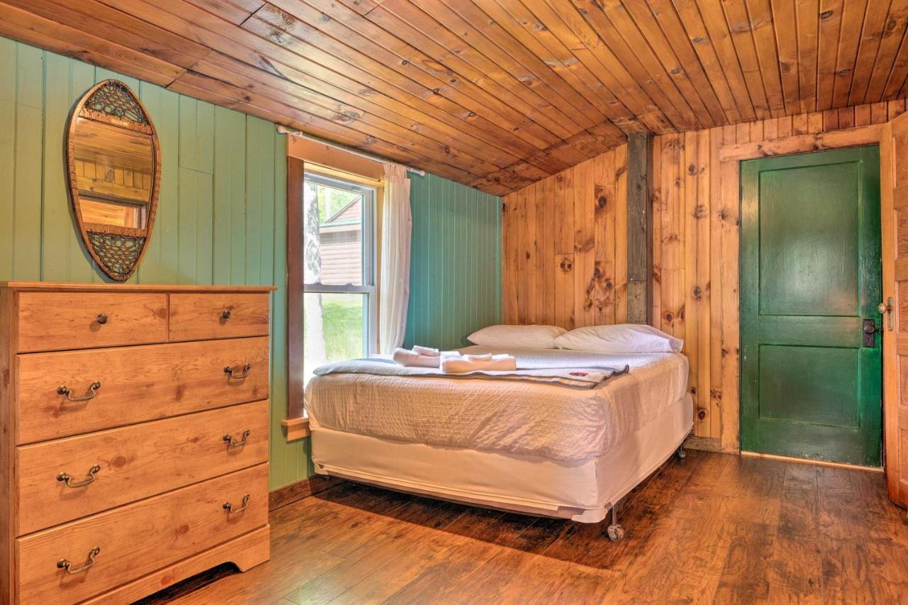 Rustic Cabin Retreat On Rangeley Lake! 外观 照片