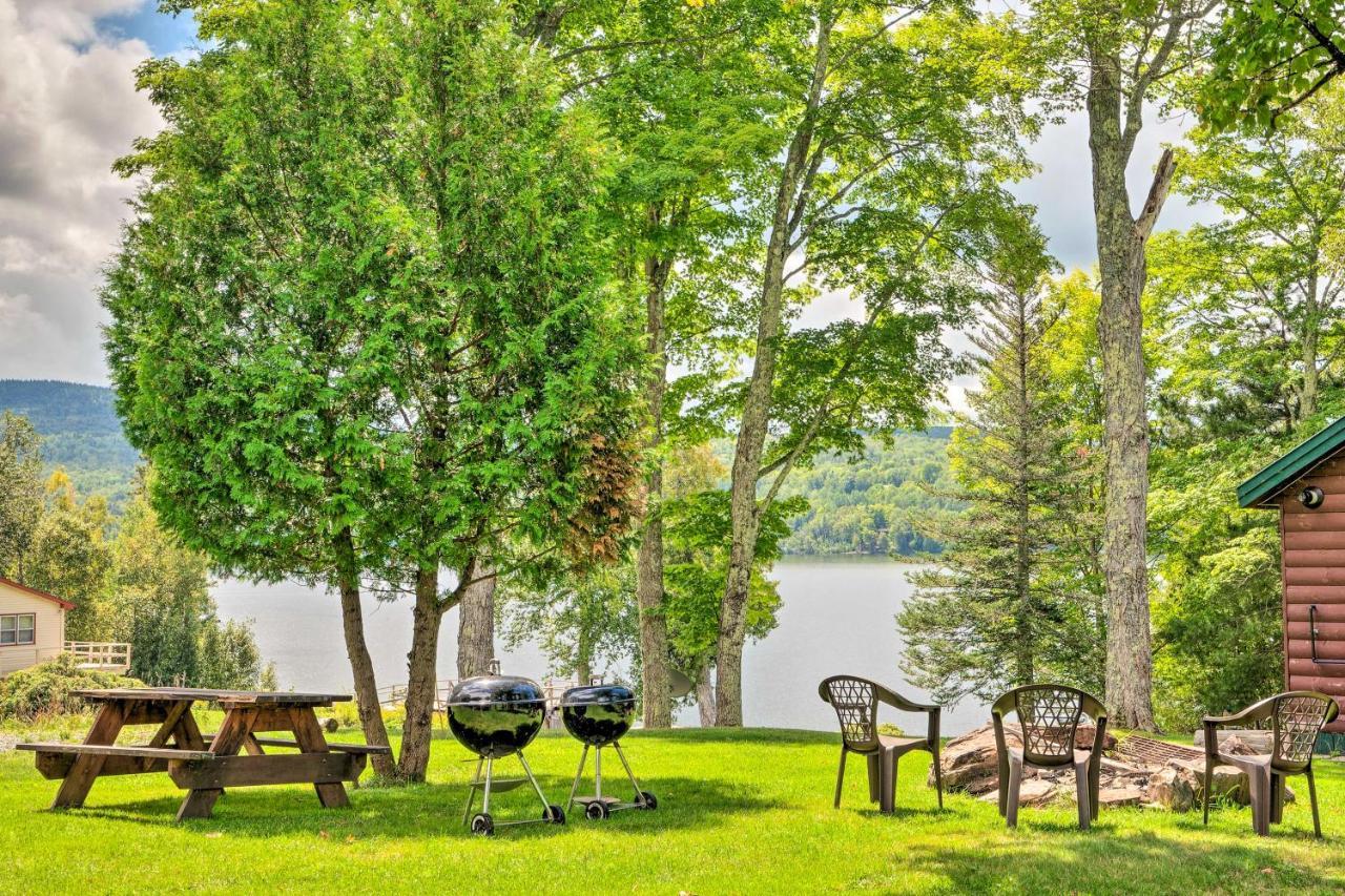 Rustic Cabin Retreat On Rangeley Lake! 外观 照片
