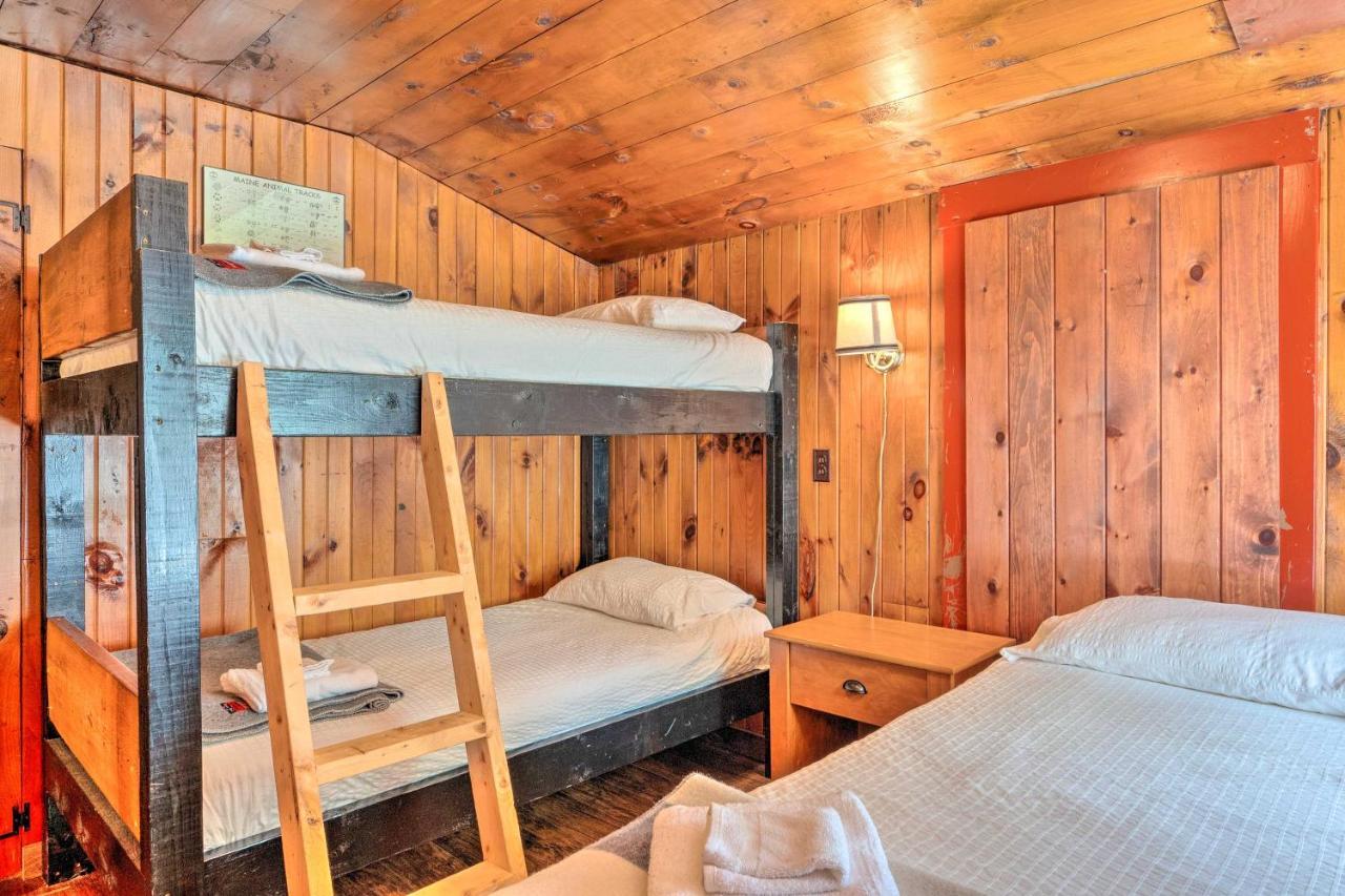 Rustic Cabin Retreat On Rangeley Lake! 外观 照片