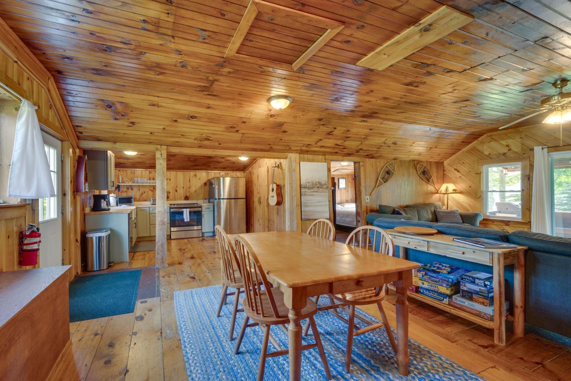 Rustic Cabin Retreat On Rangeley Lake! 外观 照片